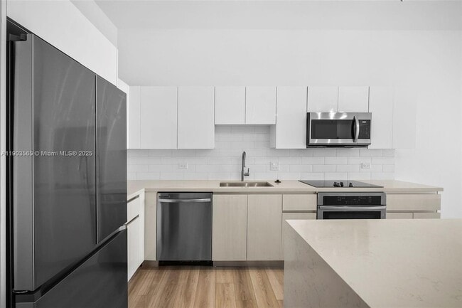 Photo - 101 Diplomat Pkwy Unit 2507