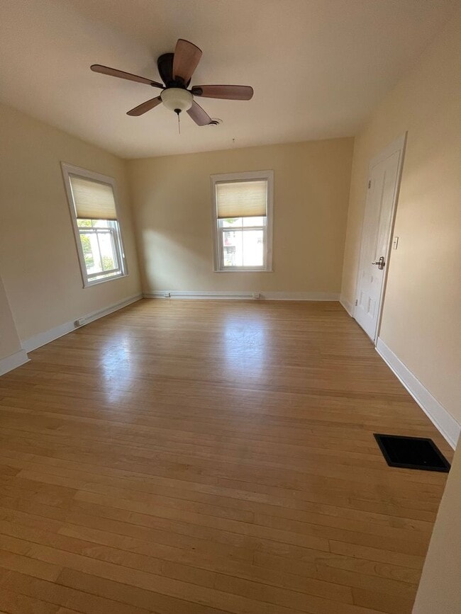 Photo - 33 Pine St Unit Apt. 4