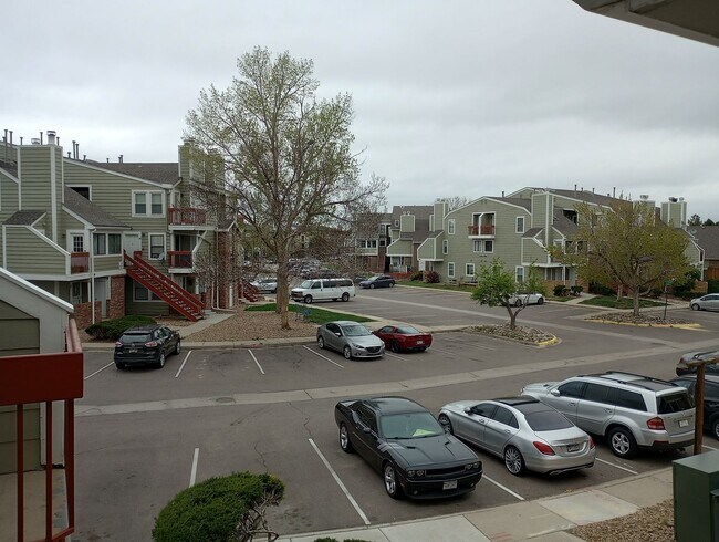 Photo - Dearborn 2 bed 1 bath, Great location off Miss. and Sable near I-225 and Aurora Mall Unit 11