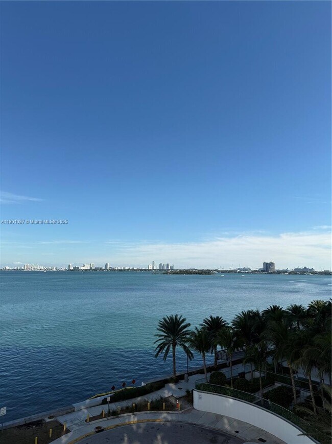 Photo - 555 NE 30th St Condo Unit 404