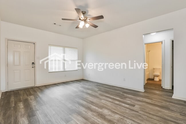 Photo - 1085 Rockwell Dr