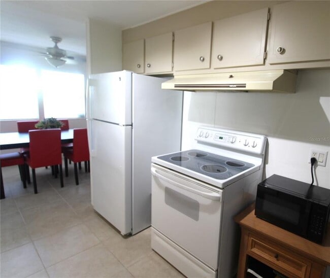 Photo - 5492 Stonehaven Ln