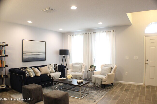 Photo - 1503 Musgrass Cir