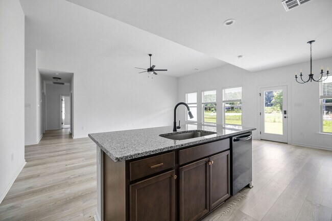 Photo - 39216 Lee's Landing Rd