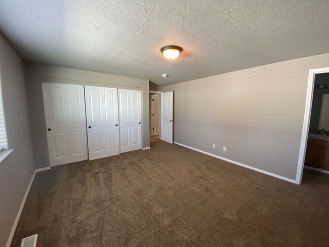 Photo - Great NE Bend Home
