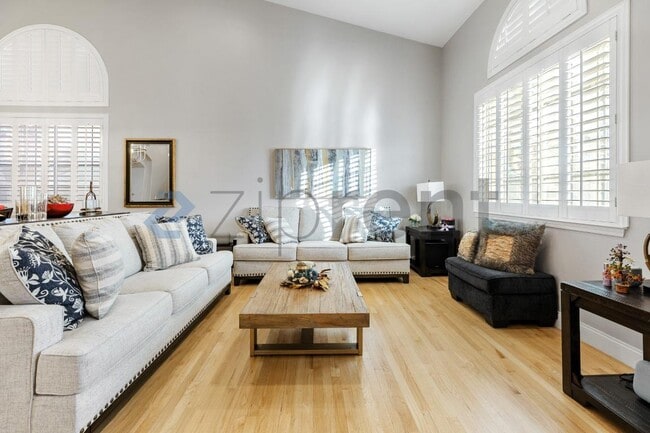 Photo - 9420 Greenham Cir