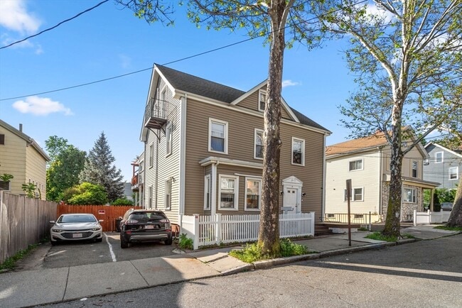 Photo - 18 Loring St Unidad 1