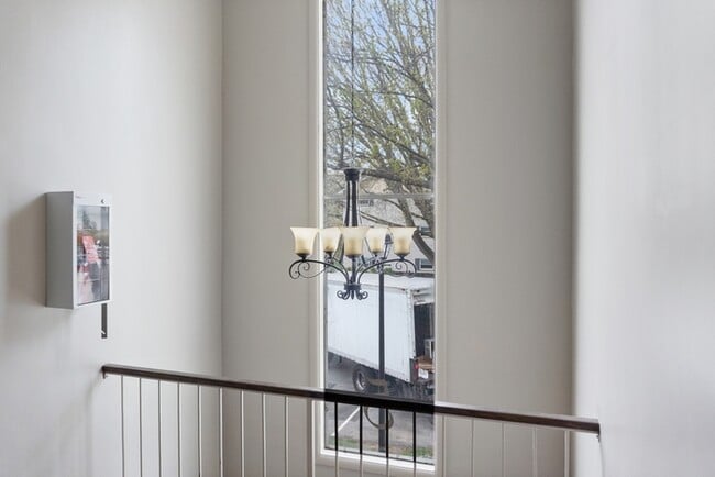 Photo - 5 Warren Lodge Ct