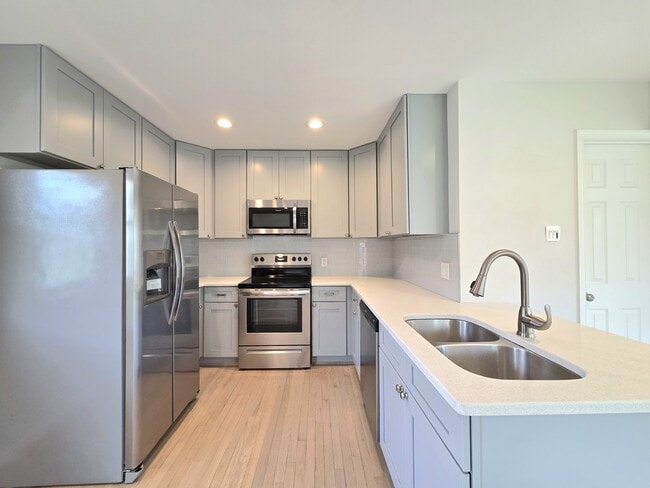 Photo - 10810 Norman Ave