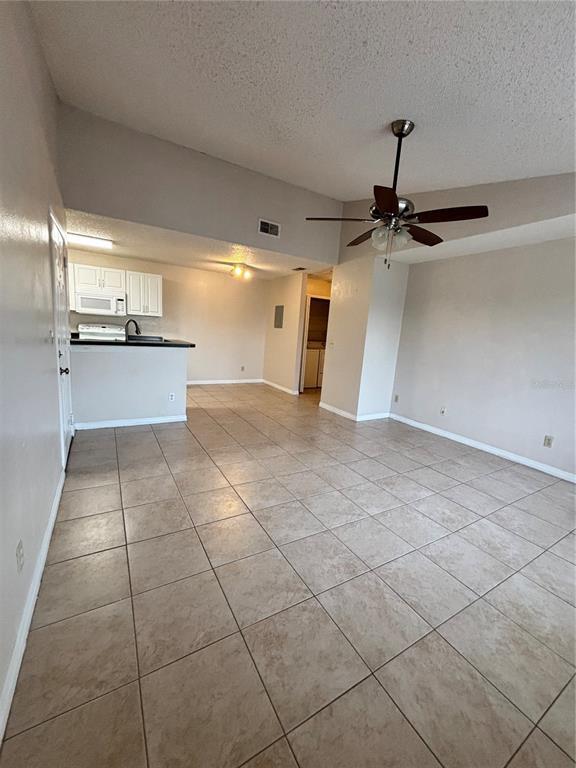Photo - 2030 Cascades Blvd Unit 303