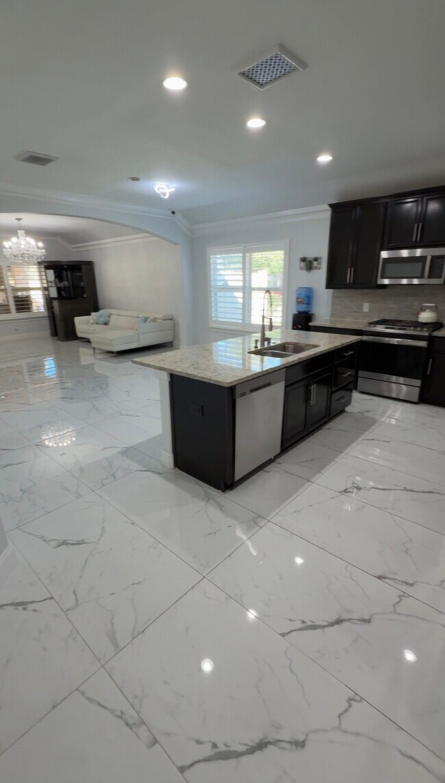 Photo - 1610 City Nights Wy