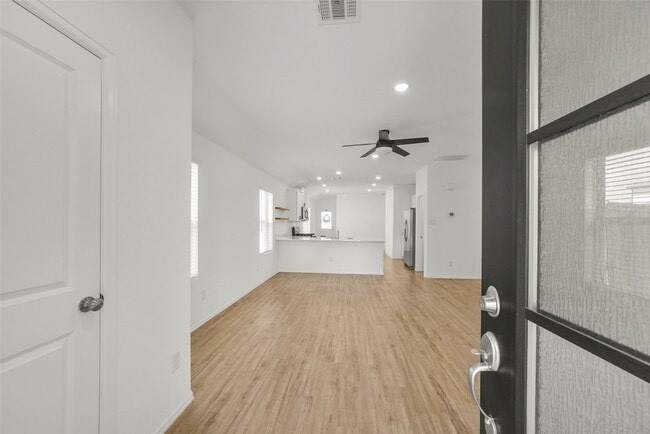 Photo - 3003 Halleton Ct.