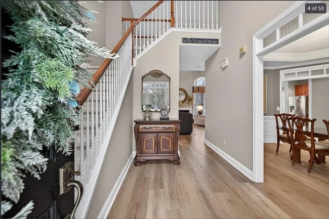 Photo - 5 Bed 4 Bath Multi Family House