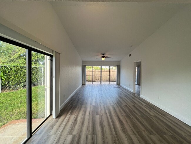 10267 Boca Bend W