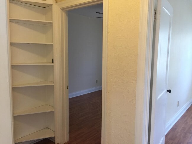 Photo - 1830 Enslow Ave