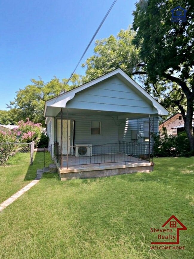 Photo - 1314 NW Smith Ave