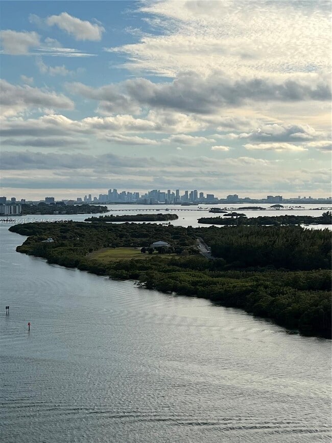 Photo - 300 Bayview Dr Unit 2114