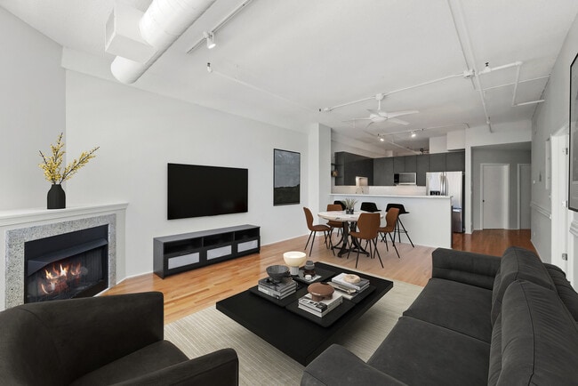 Photo - 161 W Harrison St Unit 906