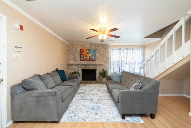 Photo - 4107 Medical Dr Unit 6208