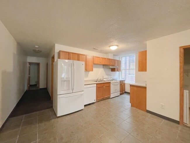 Photo - 110 2nd St SE Unit #2