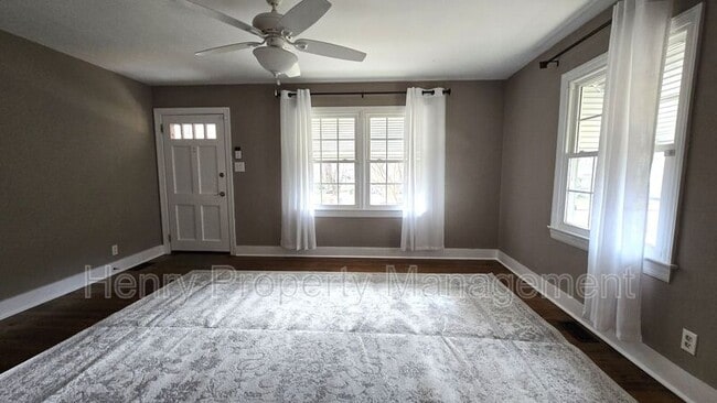 Photo - 309 Webster St