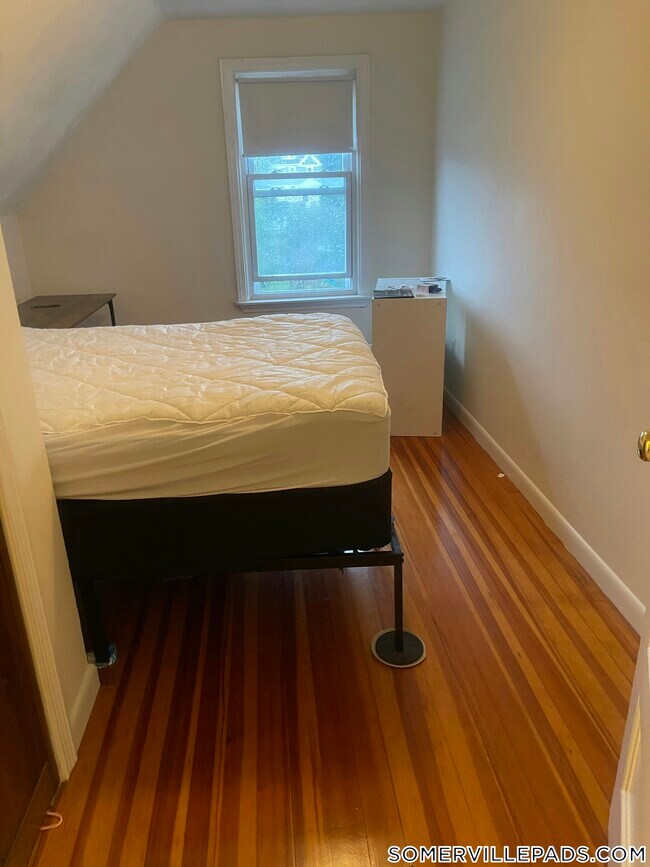 186 Powder House Blvd Unit 4