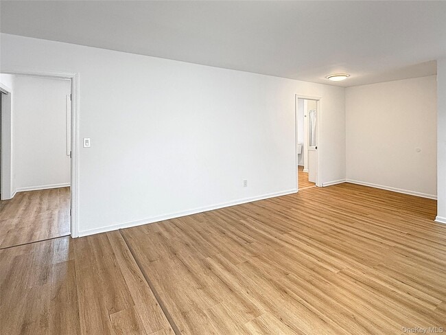 Photo - 4332 Albany Post Rd