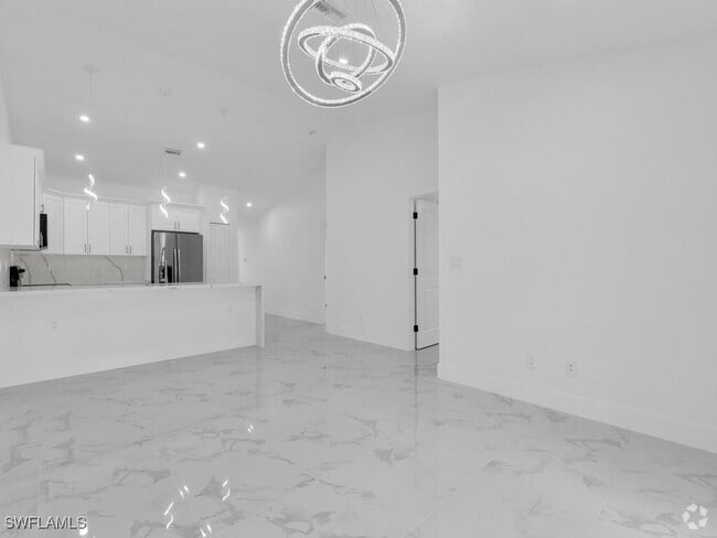 Building Photo - 4738-4740 Douglas Ln Rental