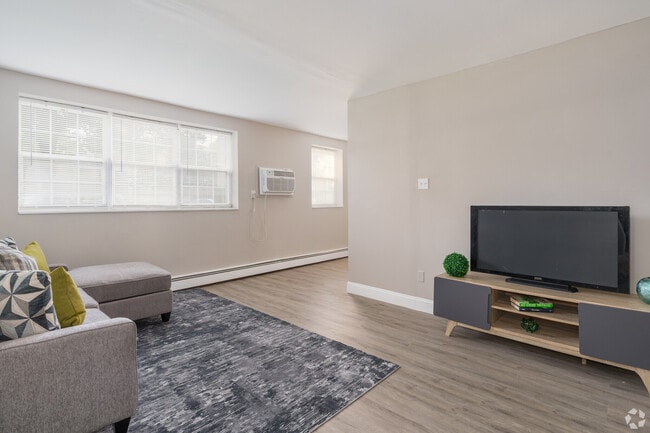 Union Grove Apartments