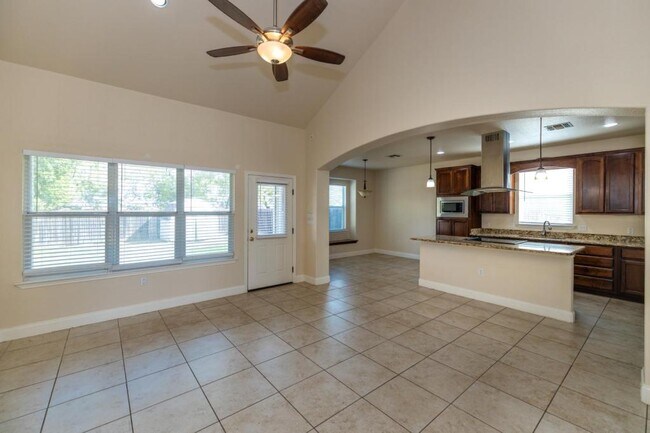 Photo - 1026 Avenue H