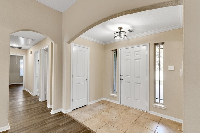 Photo - 5540 S Buffalo Cir