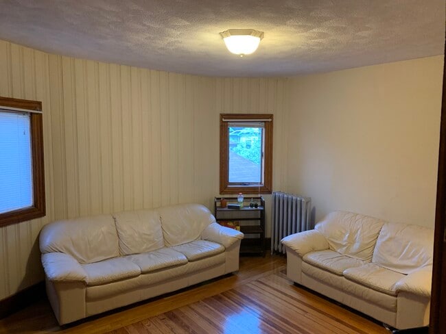 Building Photo - 258 Boston Ave Unit 3 Rental