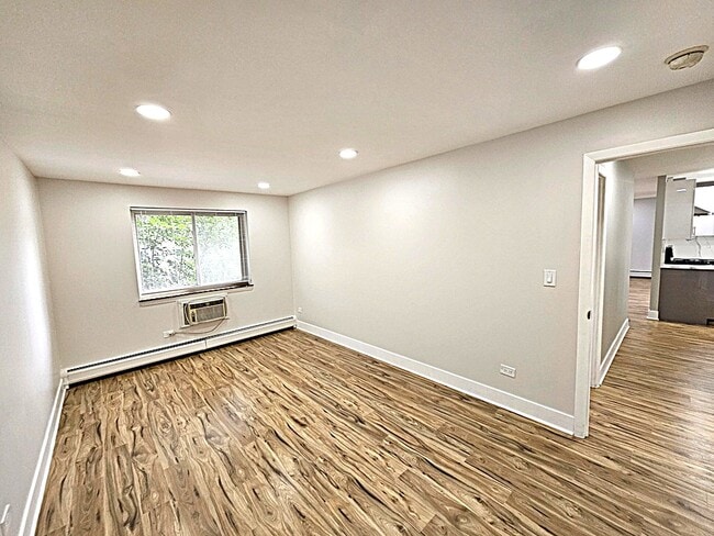 568 Fairway View Dr Unidad 2J