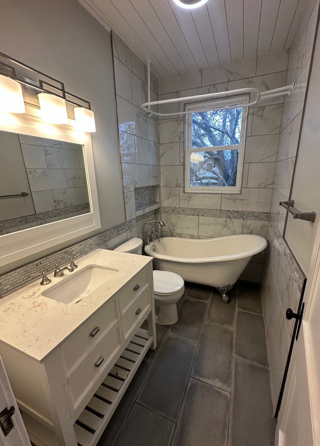 Photo - Stunning Historic Home - Sheffield, AL