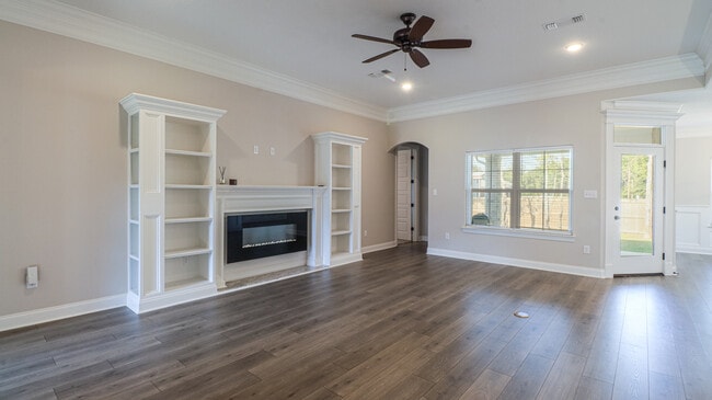 Photo - 6237 Cypress Ln