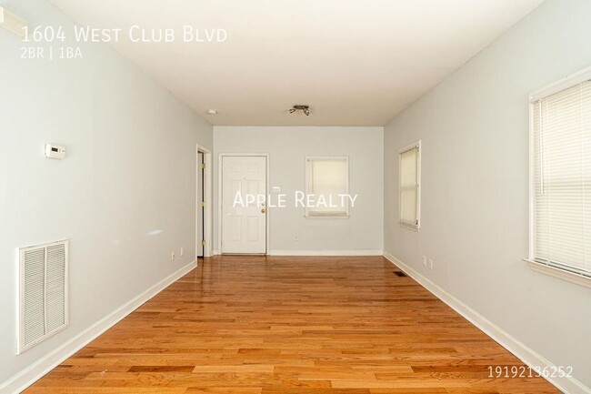 Photo - 1604 W Club Blvd