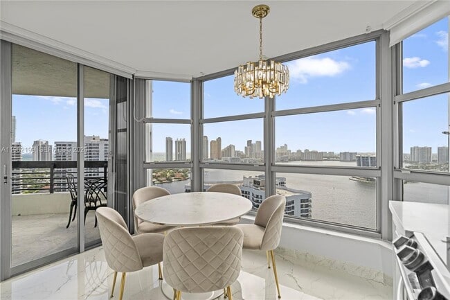 Photo - 3500 Mystic Pointe Dr