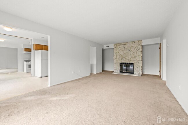 Photo - 823 Edison Glen Terrace