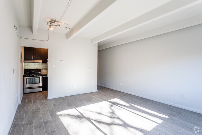 Studio - 566SF - Noco Flats