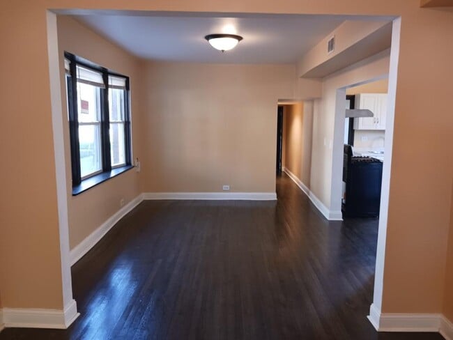 Dining Room - 3457 N Lowell Ave Unit Garden