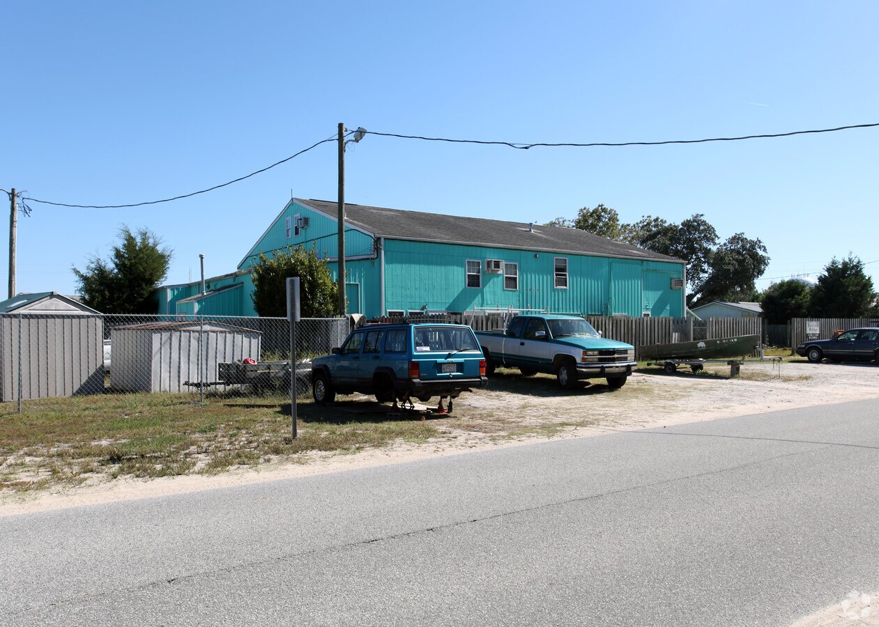 Photo - Deerfield Village Apartments