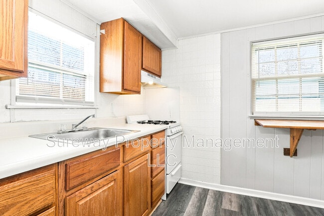 Photo - 311 Green St Unit B