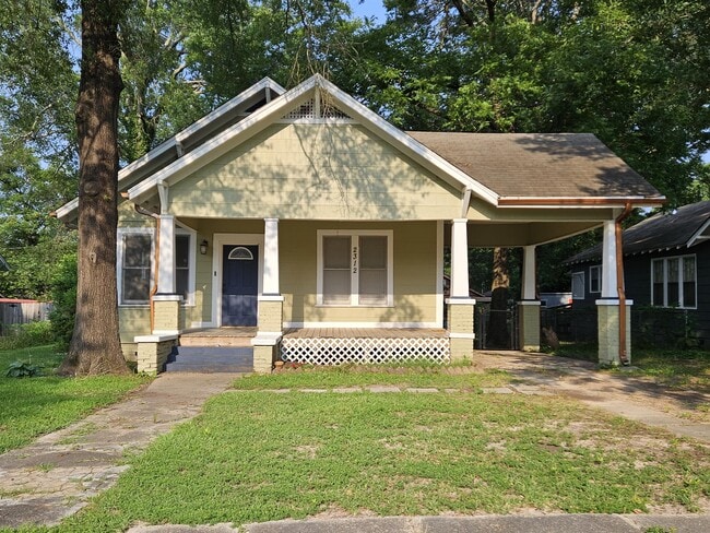 Photo - 2312 Pecan St House