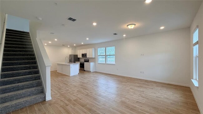 Photo - 11523 Harborview St