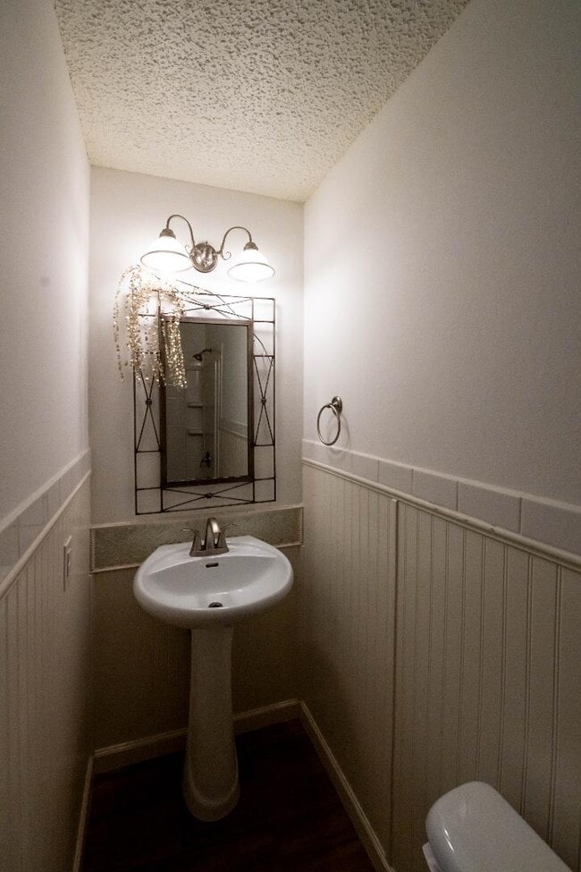 Photo - 33 Brentwood Dr