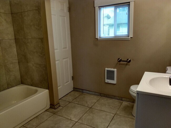 Photo - Stockwell Unit 1008