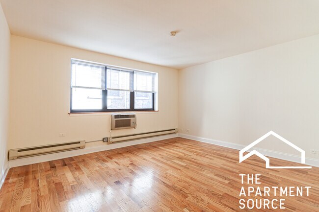 Photo - 665 W Wrightwood Ave