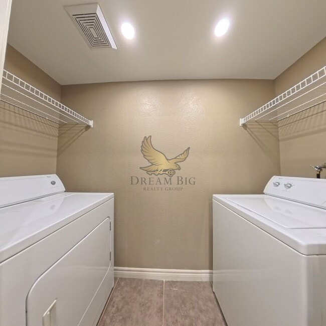 Photo - 8000 W Badura Ave