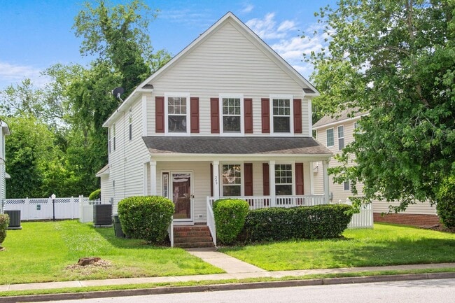 Photo - 249 W Gilbert St