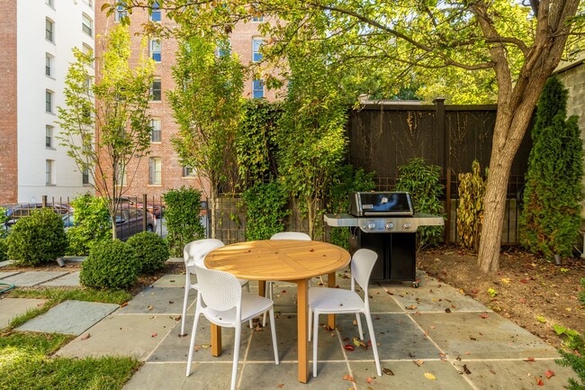 Photo - The Windsor - Kalorama